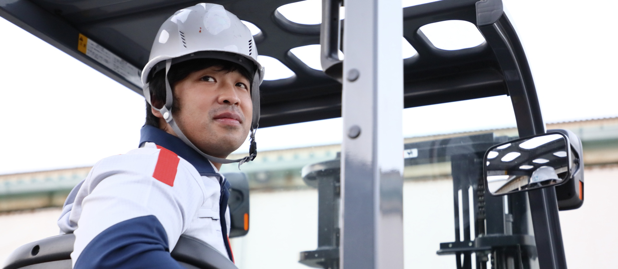 心をこめてお客さまにご提供することを約束します。